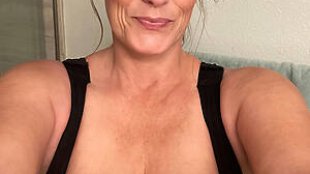 mature boobs porn pics